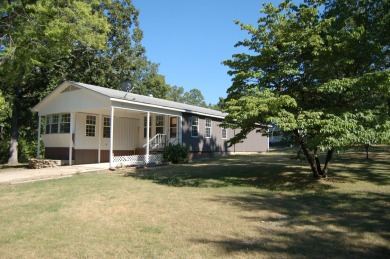 Bull Shoals Lake Home For Sale in Diamond City Arkansas