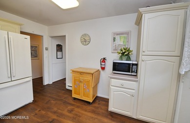 Welcome to the charming 55+ gated community of Leisure Village - photo 13