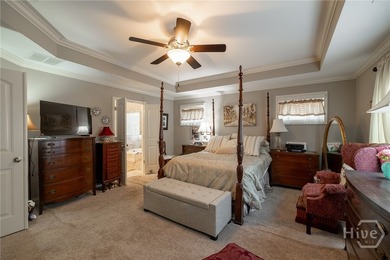 Beautiful home in highly-desirable Rowan Oak Courtyard, a - photo 28