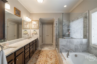 Beautiful home in highly-desirable Rowan Oak Courtyard, a - photo 30