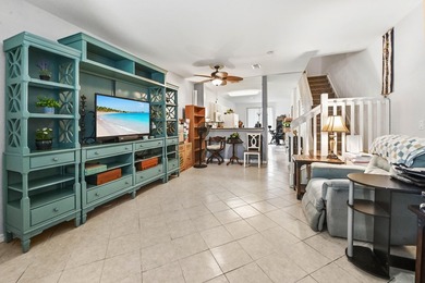 Welcome to this charming 3-bedroom, 2.5-bathroom townhouse - photo 4