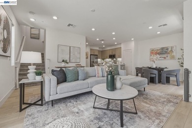 Stunning upgraded townhome in Fremont's highly sought-after - photo 14