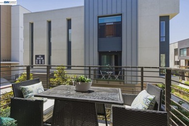 Stunning upgraded townhome in Fremont's highly sought-after - photo 18