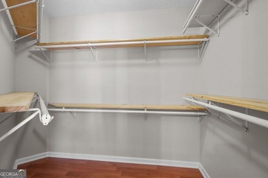 A beautifully updated 3 bedroom, 2 bath home located in the - photo 19