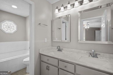 A beautifully updated 3 bedroom, 2 bath home located in the - photo 20