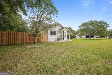 A beautifully updated 3 bedroom, 2 bath home located in the - photo 28