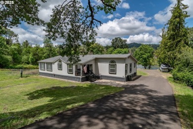 Lake Home For Sale in Roseburg, Oregon