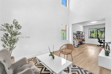 Meticulously maintained and extensively updated 4BR/2.5BA - photo 35
