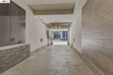 Stunning upgraded townhome in Fremont's highly sought-after - photo 36