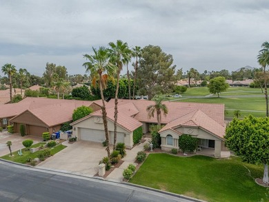 Spectacular Furnished Home. This beautiful four(4) bedroom - photo 2