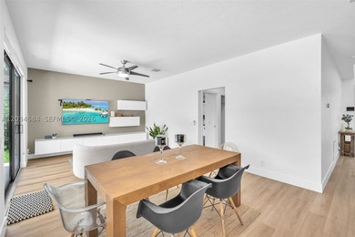 Meticulously maintained and extensively updated 4BR/2.5BA - photo 42