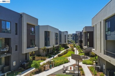 Stunning upgraded townhome in Fremont's highly sought-after - photo 45