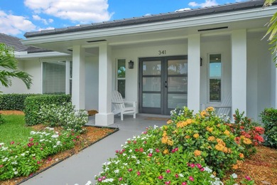 Welcome to this beautifully maintained golf course residence in - photo 4