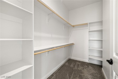 *Brand-new custom home*Elevated desert living with gorgeous