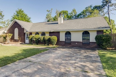 Spacious 3-bedroom, 2-bath home freshly updated and move-in - photo 1
