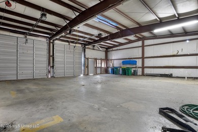 This 5,000-square-foot building, formerly operated as a county - photo 7