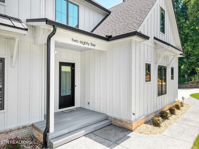 Experience waterfront luxury at its finest in this stunning - photo 5