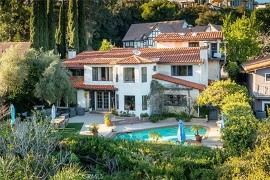Custom built home perched high in Glendale's highly sought-after - photo 3