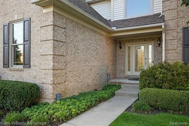 YOUR LAKEFRONT DREAM HOME IS HERE!! Don't miss out on this rare - photo 4