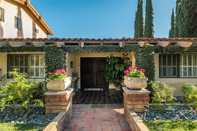 Custom built home perched high in Glendale's highly sought-after - photo 5