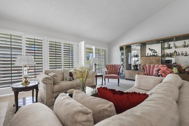 Custom home on a 12,197 square foot lot ON the golf course with - photo 6