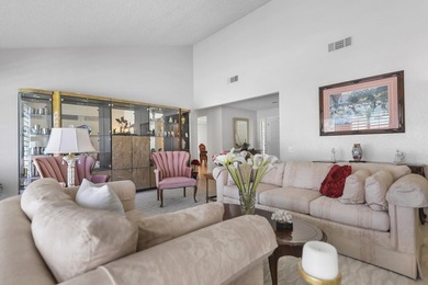 Custom home on a 12,197 square foot lot ON the golf course with - photo 7