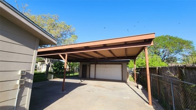 Great value alert! This classic 4-bedroom, 2-bath home is a - photo 12