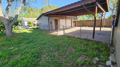 Great value alert! This classic 4-bedroom, 2-bath home is a - photo 14