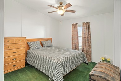Affordable lakefront retreat with breathtaking open water views - photo 18