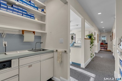 RARE MIXED USE OPPORTUNITY!! Just two blocks from downtown