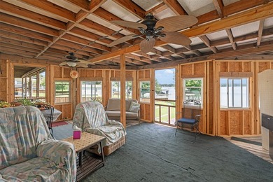 Affordable lakefront retreat with breathtaking open water views - photo 27