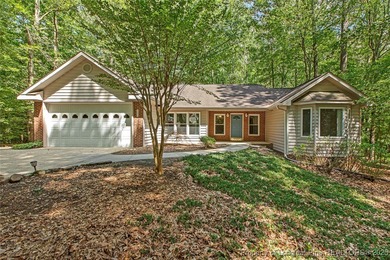 Lake Trace Home For Sale in Sanford North Carolina