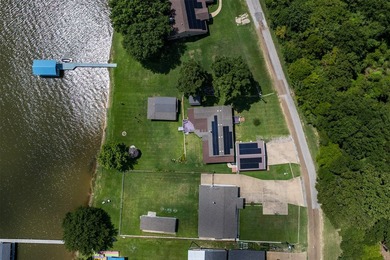 Affordable lakefront retreat with breathtaking open water views - photo 31