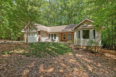 Adorable 3 bed 2 bath split floor plan, ranch styled home