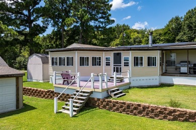 Affordable lakefront retreat with breathtaking open water views - photo 39