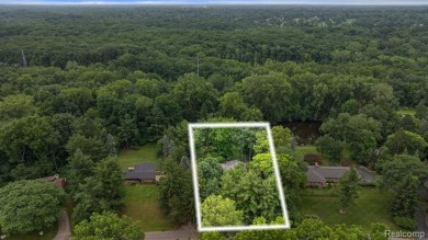 Upper Straits Lake Lot For Sale in West Bloomfield Michigan