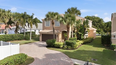 (private lake, pond, coastal) Home For Sale in Royal Palm Beach Florida