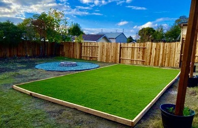 Welcome to this beautifully updated 2 bed / 1 bath home in the - photo 2