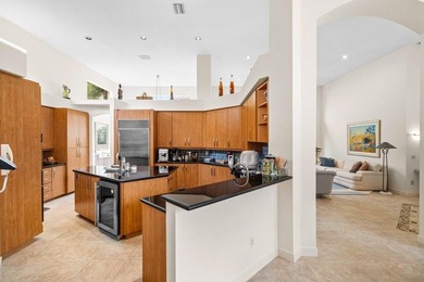 Incredible 4 BD 4 BA courtyard home in Woodfield Country Club - photo 10