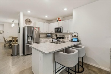 SELLER MOTIVATED! Welcome to this immaculate 3-bedroom - photo 12