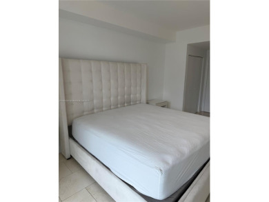 Welcome to urban luxury in the heart of Miami. This Spacious 1