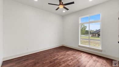 Welcome home to your private retreat! 11 Lewis Lane is the - photo 17