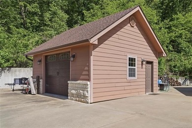 Lake Tenkiller living gets a serious upgrade with this stunning - photo 18