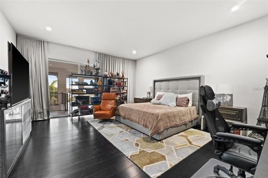 Lakefront, Luxurious, home with Private Pool in Windermere. A - photo 19