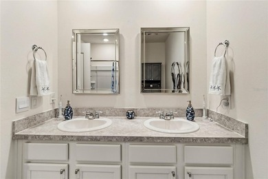 SELLER MOTIVATED! Welcome to this immaculate 3-bedroom - photo 23