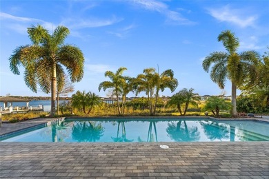 Lakefront, Luxurious, home with Private Pool in Windermere. A - photo 24