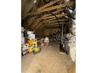 Welcome to this spacious and beautifully maintained 3-bedroom - photo 26
