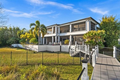 Lakefront, Luxurious, home with Private Pool in Windermere. A - photo 27