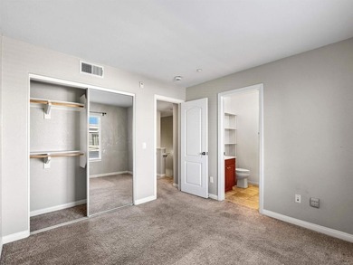 A beautifully maintained tri-level townhome located in the heart - photo 27
