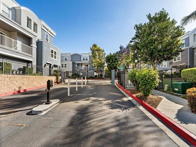A beautifully maintained tri-level townhome located in the heart - photo 38